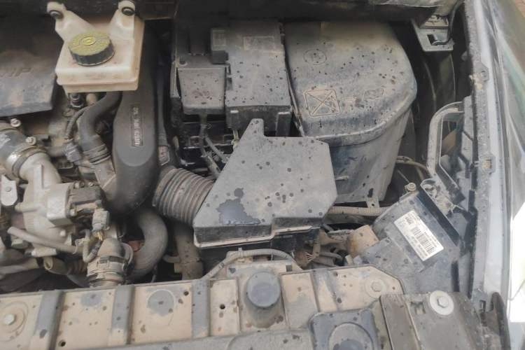 Used Peugeot 3008 2016 1.6THP Automatic Trend Edition Engine Bay Left