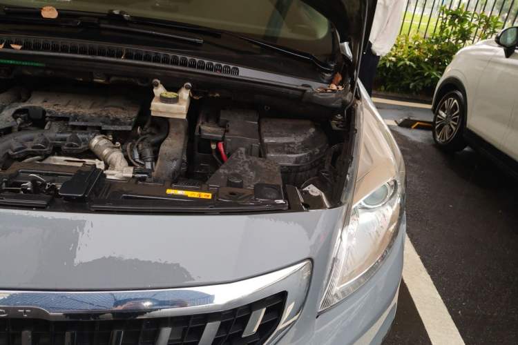 Used Peugeot 3008 2016 1.6THP Automatic Standard Edition Engine Bay Left