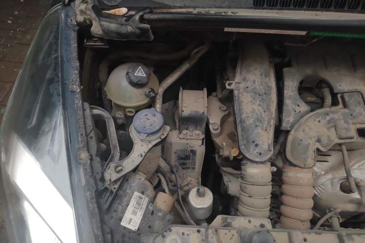 Used Peugeot 3008 2016 1.6THP Automatic Trend Edition Engine Bay Right