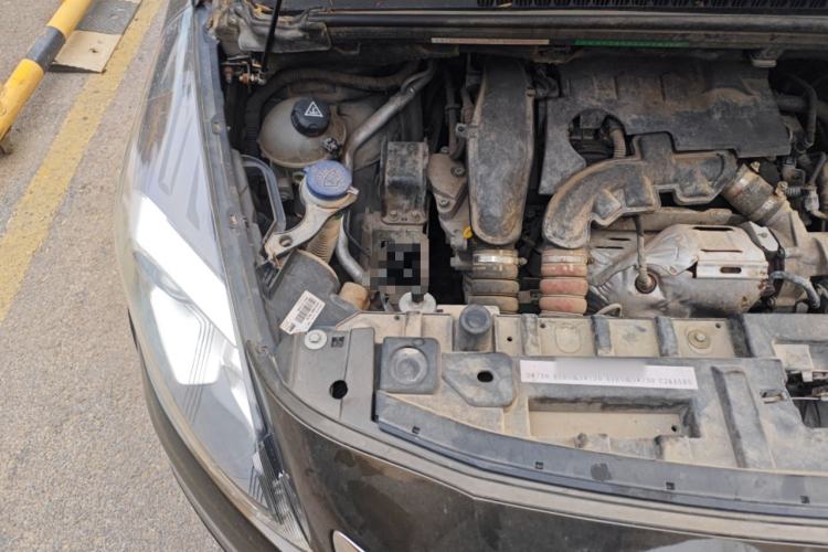 Used Peugeot 3008 2016 1.6THP Automatic Prestige Edition Engine Bay Right