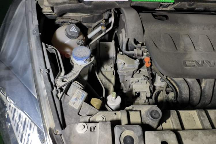 Used Peugeot 3008 2016 2.0L Automatic Classic Edition Engine Bay Right