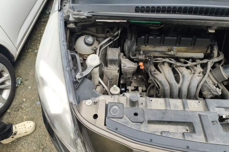 Used Peugeot 3008 2016 2.0L Automatic Trend Edition Engine Bay Right