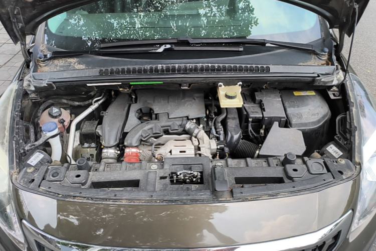 Used Peugeot 3008 2016 1.6THP Automatic Prestige Edition Engine Bay