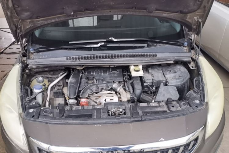 Used Peugeot 3008 2016 1.6THP Automatic Classic Edition Engine Bay