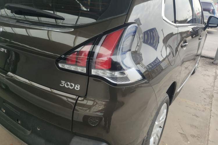 Used Peugeot 3008 2016 2.0L Automatic Classic Edition Exterior 3