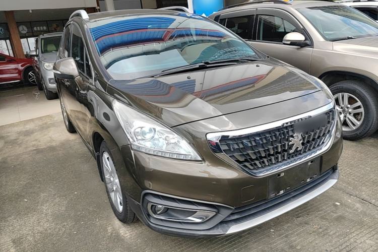 Used Peugeot 3008 2016 2.0L Automatic Classic Edition Front Right 45 Deg