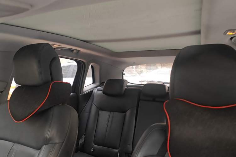 Used Peugeot 3008 2016 1.6THP Automatic Prestige Edition Headliner