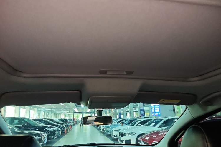 Used Peugeot 3008 2016 1.6THP Automatic Classic Edition Headliner