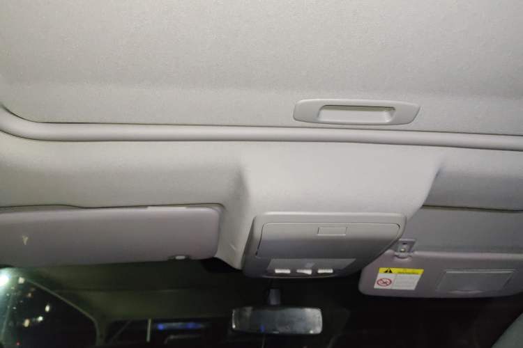 Used Peugeot 3008 2016 1.6THP Automatic Trend Edition Headliner