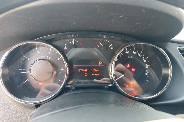 Used Peugeot 3008 2016 2.0L Automatic Classic Edition Instrument Cluster