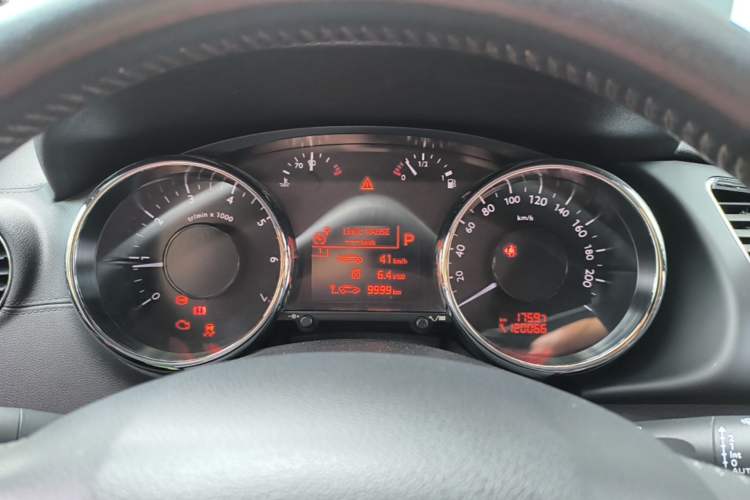 Used Peugeot 3008 2016 1.6THP Automatic Prestige Edition Instrument Cluster