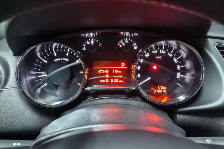 Used Peugeot 3008 2016 1.6THP Automatic Prestige Edition Instrument Cluster