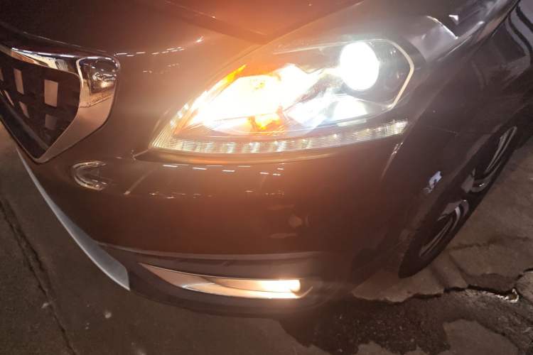 Used Peugeot 3008 2016 1.6THP Automatic Trend Edition Left Front Headlight