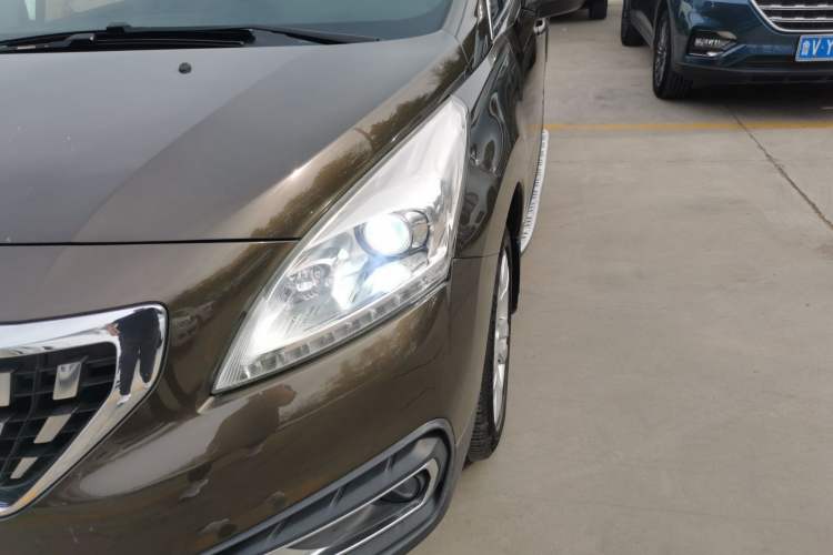 Used Peugeot 3008 2016 2.0L Automatic Classic Edition Left Front Headlight