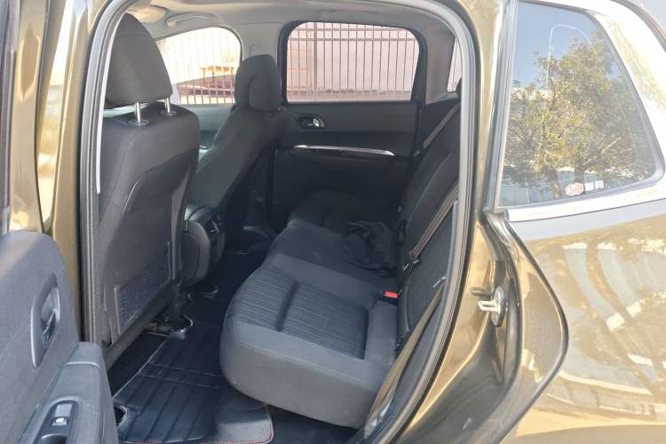 Used Peugeot 3008 2016 2.0L Automatic Classic Edition Left Rear Seat