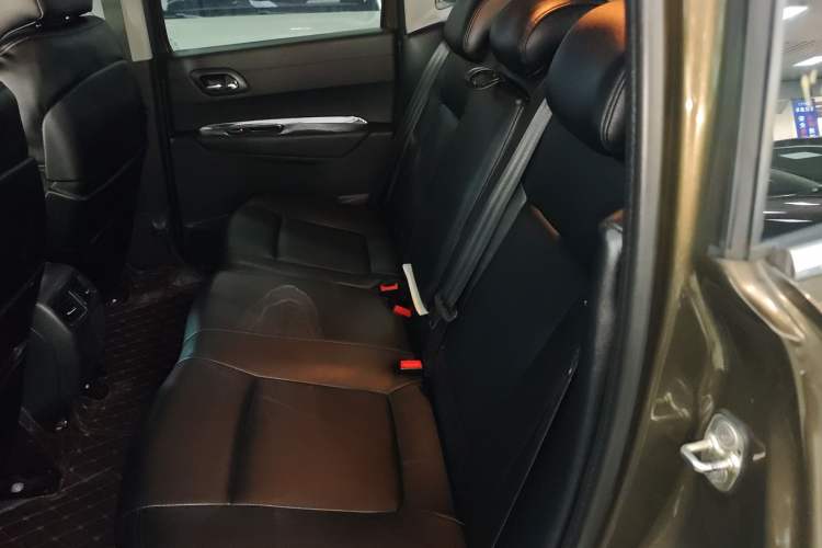 Used Peugeot 3008 2016 1.6THP Automatic Classic Edition Left Rear Seat