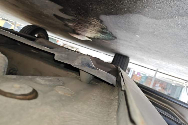 Used Peugeot 3008 2016 1.6THP Automatic Classic Edition Left Side Sill