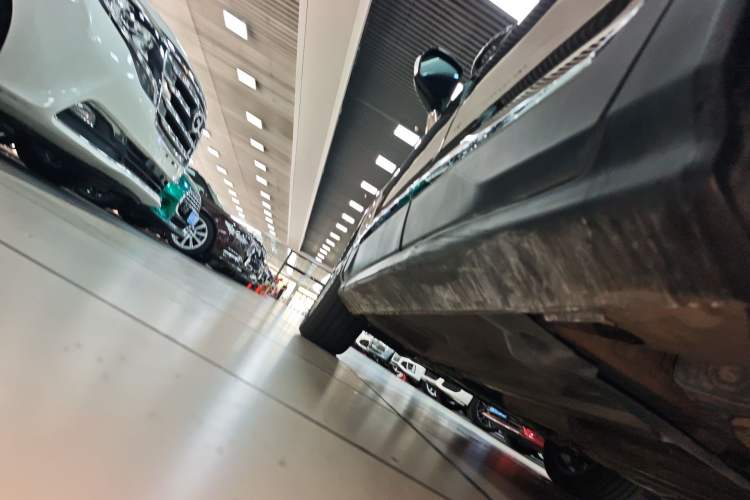 Used Peugeot 3008 2016 1.6THP Automatic Classic Edition Left Side Sill