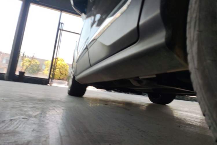 Used Peugeot 3008 2016 1.6THP Automatic Classic Edition Left Side Sill