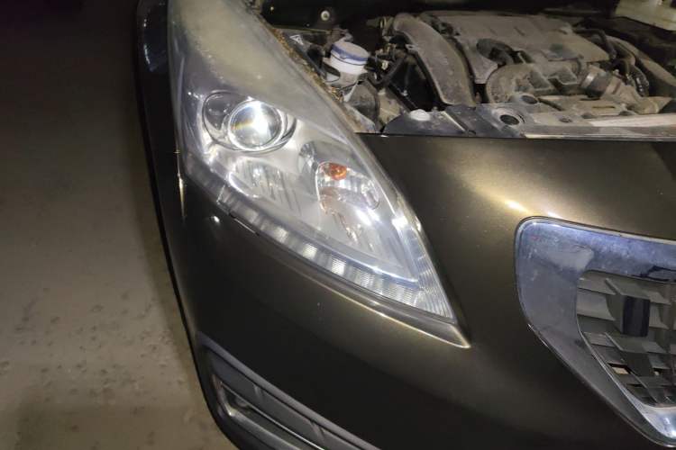 Used Peugeot 3008 2016 1.6THP Automatic Trend Edition Right Front Headlight