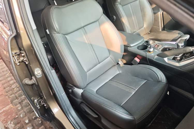 Used Peugeot 3008 2016 1.6THP Automatic Trend Edition Right Front Seat
