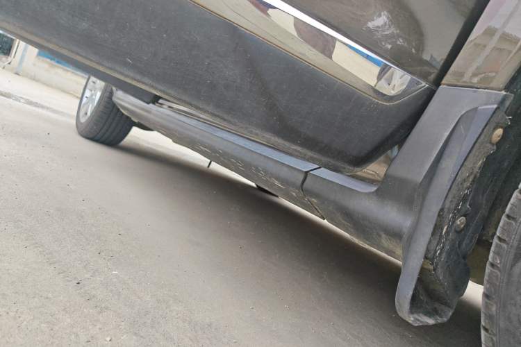 Used Peugeot 3008 2016 2.0L Automatic Classic Edition Right Side Sill