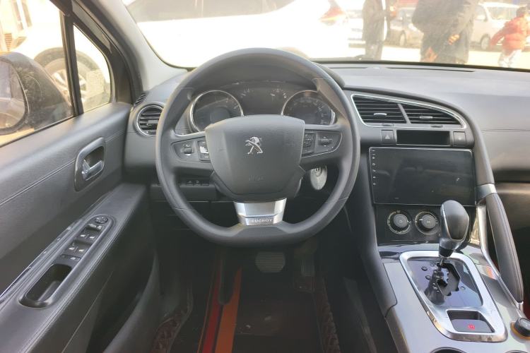Used Peugeot 3008 2016 2.0L Automatic Classic Edition Steering Wheel