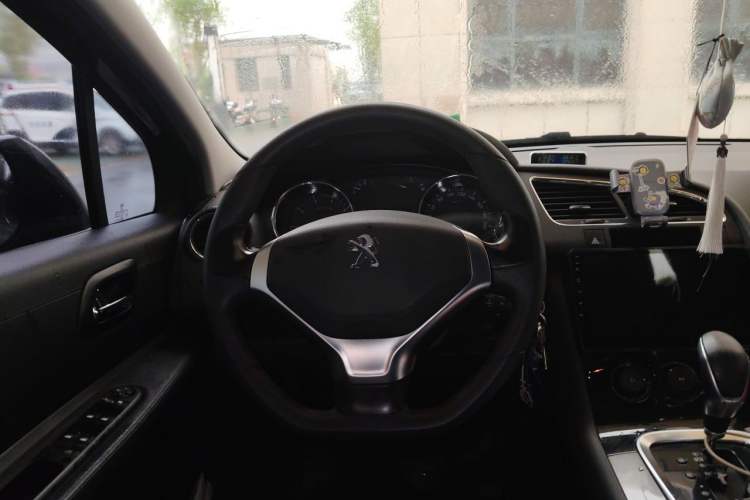 Used Peugeot 3008 2016 1.6THP Automatic Standard Edition Steering Wheel