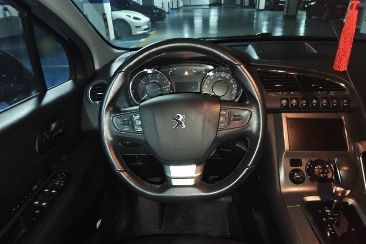 Used Peugeot 3008 2016 1.6THP Automatic Prestige Edition Steering Wheel
