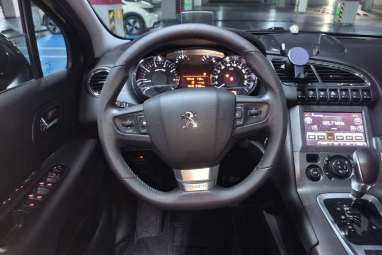 Used Peugeot 3008 2016 1.6THP Automatic Prestige Edition Steering Wheel