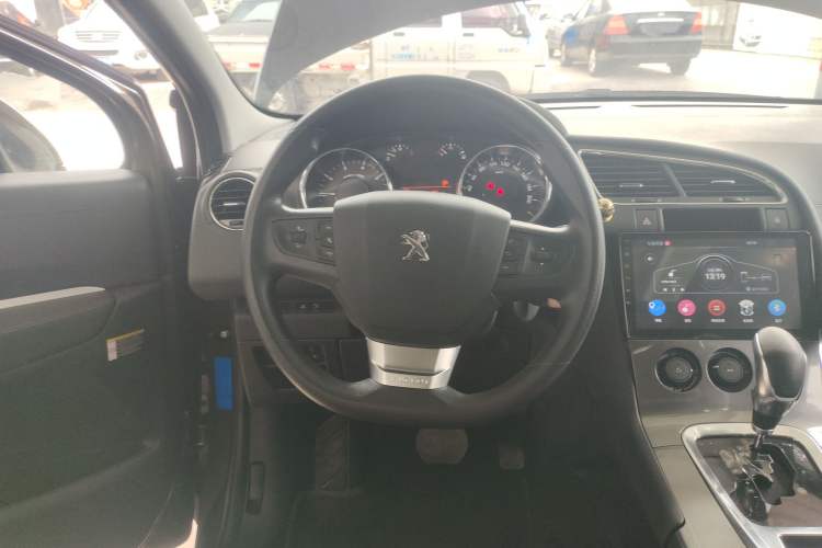 Used Peugeot 3008 2016 2.0L Automatic Classic Edition Steering Wheel