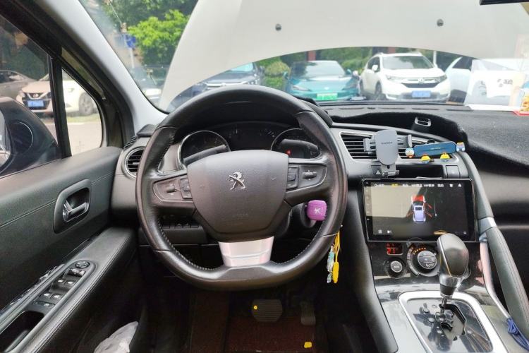 Used Peugeot 3008 2016 2.0L Automatic Trend Edition Steering Wheel