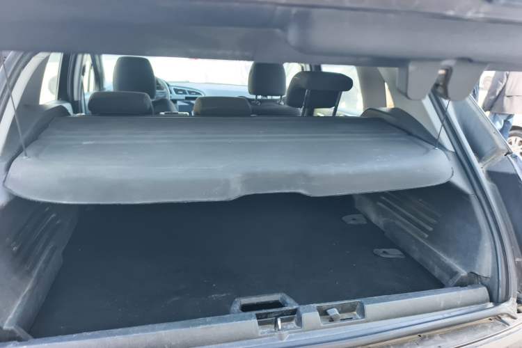 Used Peugeot 3008 2016 2.0L Automatic Classic Edition Trunk