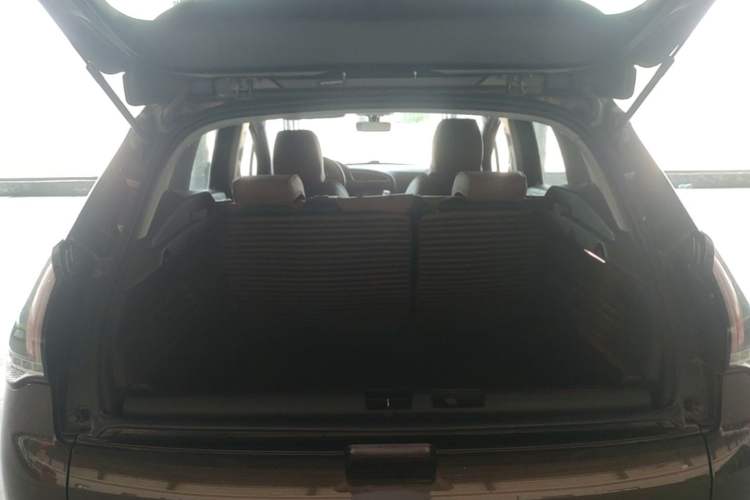 Used Peugeot 3008 2016 1.6THP Automatic Classic Edition Trunk
