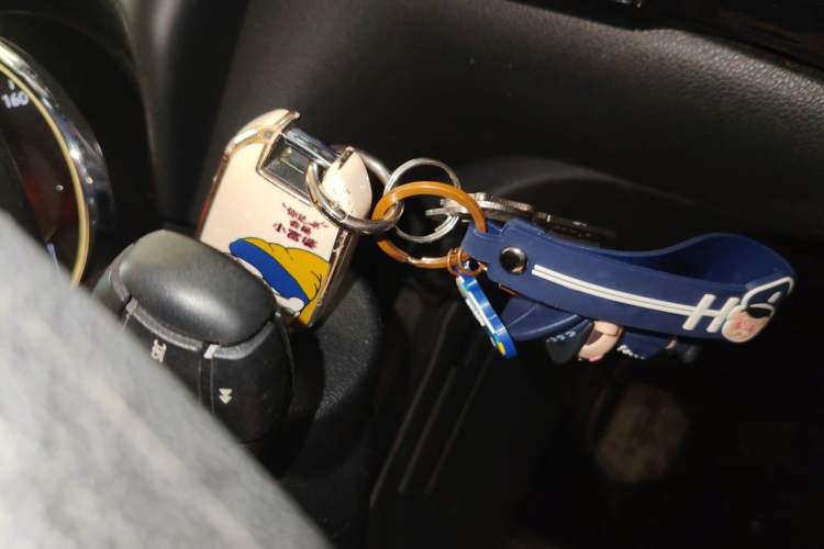 Used Peugeot 3008 2016 1.6THP Automatic Standard Edition Vehicle Key