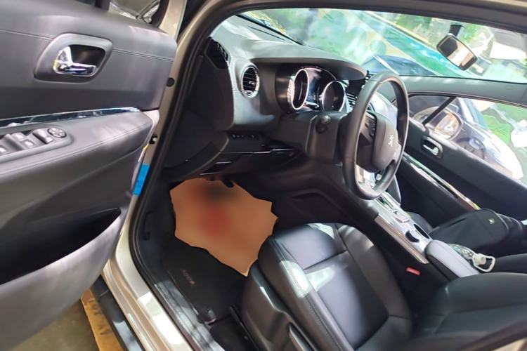 Used Peugeot 3008 2016 1.6THP Automatic Classic Edition Driver Seat