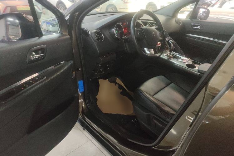 Used Peugeot 3008 2016 2.0L Automatic Classic Edition Driver Seat