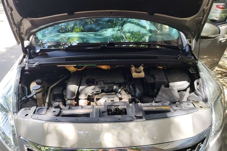 Used Peugeot 3008 2016 1.6THP Automatic Classic Edition Engine Bay