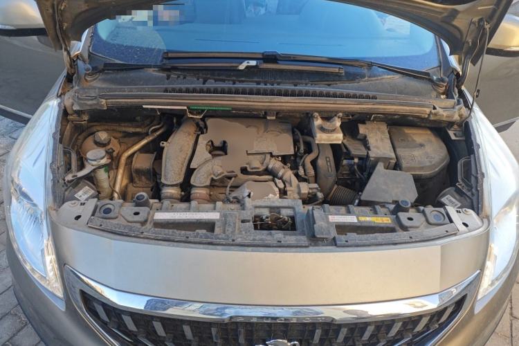 Used Peugeot 3008 2016 1.6THP Automatic Classic Edition Engine Bay