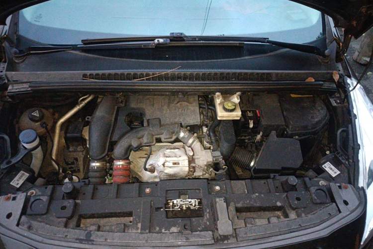 Used Peugeot 3008 2016 1.6THP Automatic Standard Edition Engine Bay