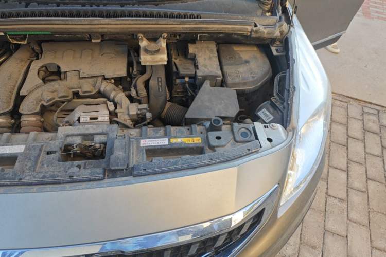 Used Peugeot 3008 2016 1.6THP Automatic Classic Edition Engine Bay Left