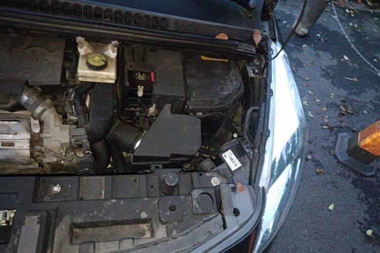 Used Peugeot 3008 2016 1.6THP Automatic Standard Edition Engine Bay Left