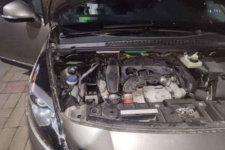 Used Peugeot 3008 2016 1.6THP Automatic Trend Edition Engine Bay Right
