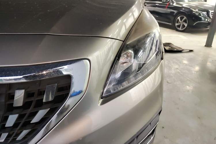 Used Peugeot 3008 2016 1.6THP Automatic Trend Edition Left Front Headlight