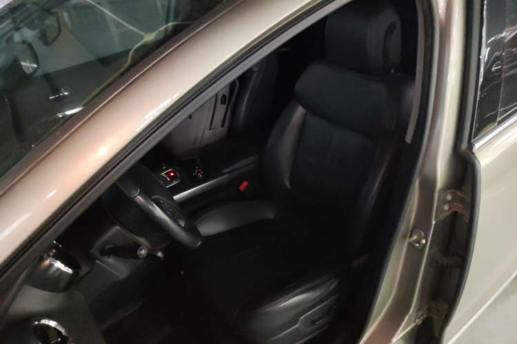 Used Peugeot 3008 2016 1.6THP Automatic Trend Edition Left Front Seat