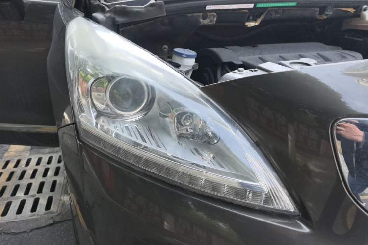 Used Peugeot 3008 2016 2.0L Automatic Classic Edition Right Front Headlight