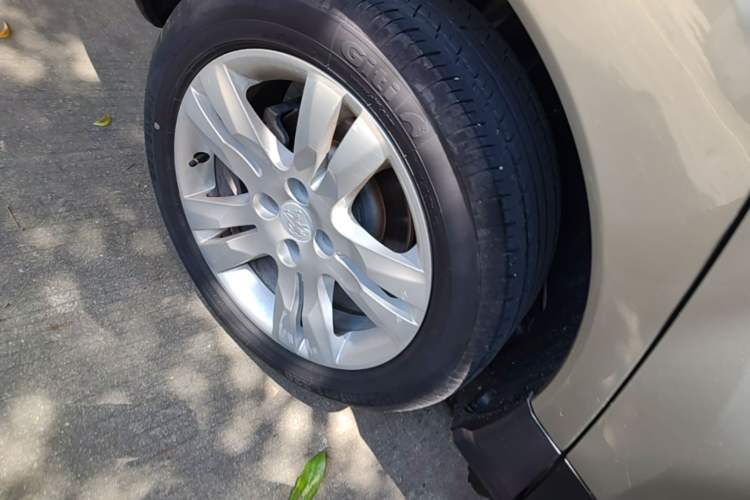 Used Peugeot 3008 2016 1.6THP Automatic Classic Edition Right Rear Wheel Hub