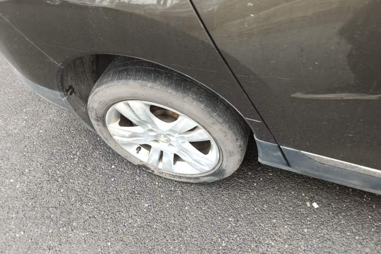 Used Peugeot 3008 2016 2.0L Automatic Classic Edition Right Rear Wheel Hub