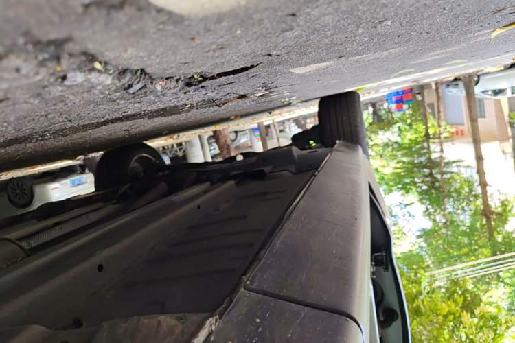 Used Peugeot 3008 2016 1.6THP Automatic Classic Edition Right Side Sill