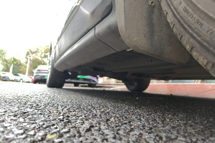 Used Peugeot 3008 2016 2.0L Automatic Classic Edition Right Side Sill